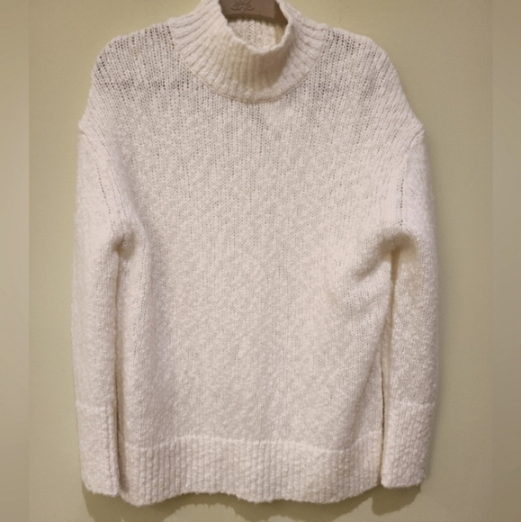 Vince Sweater - Picture 2 of 5